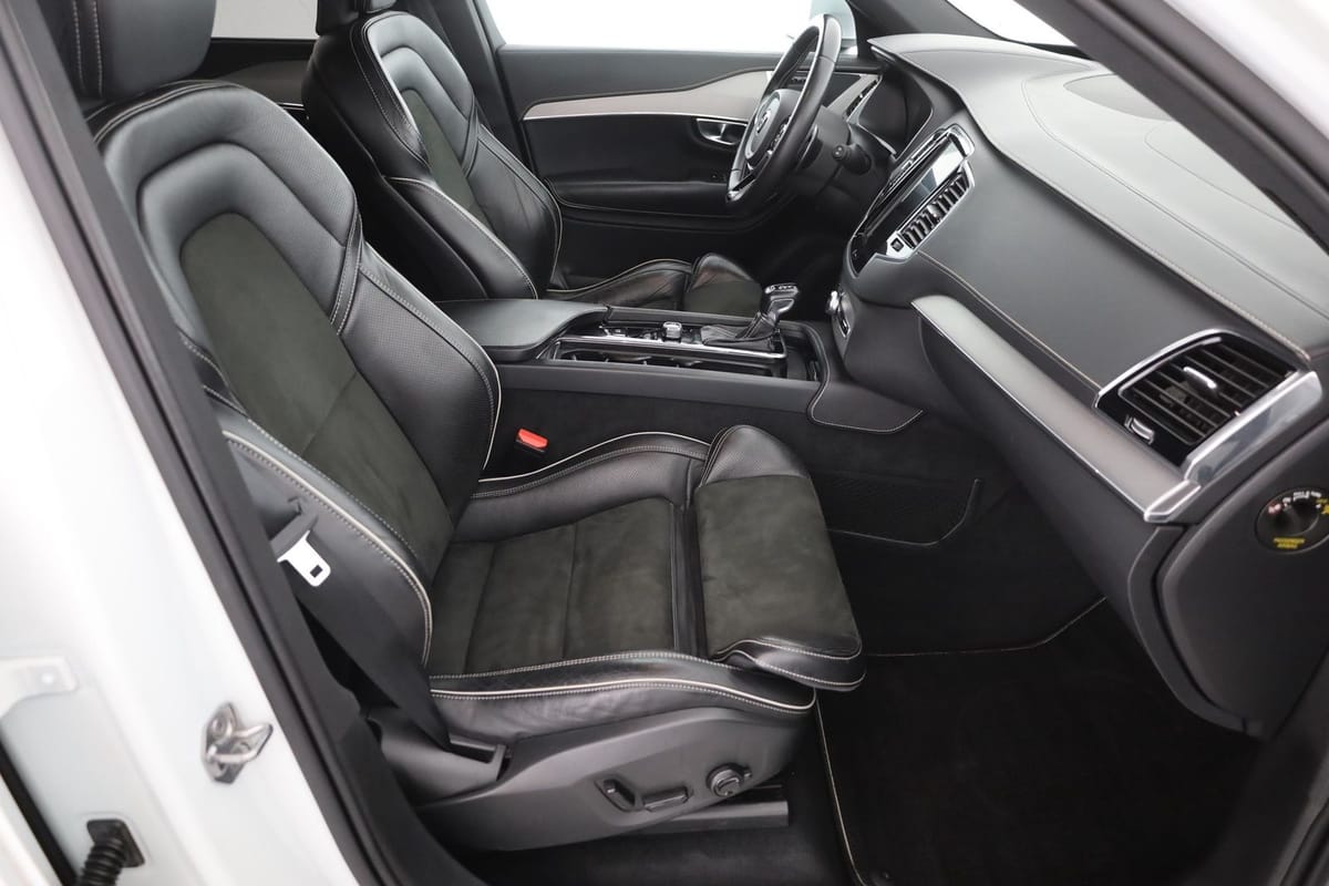 Volvo XC90 D5 R Design AWD LED 7-Sitzer ACC Kamera DAB foto 23