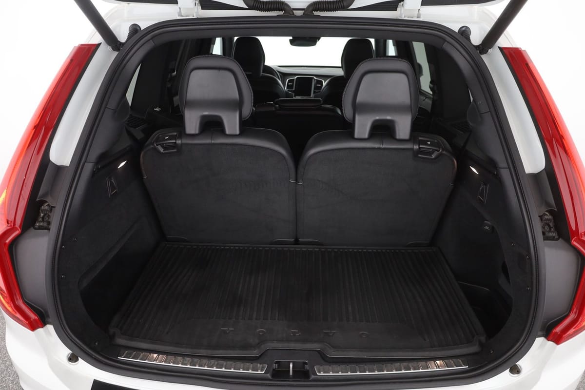 Volvo XC90 D5 R Design AWD LED 7-Sitzer ACC Kamera DAB foto 25