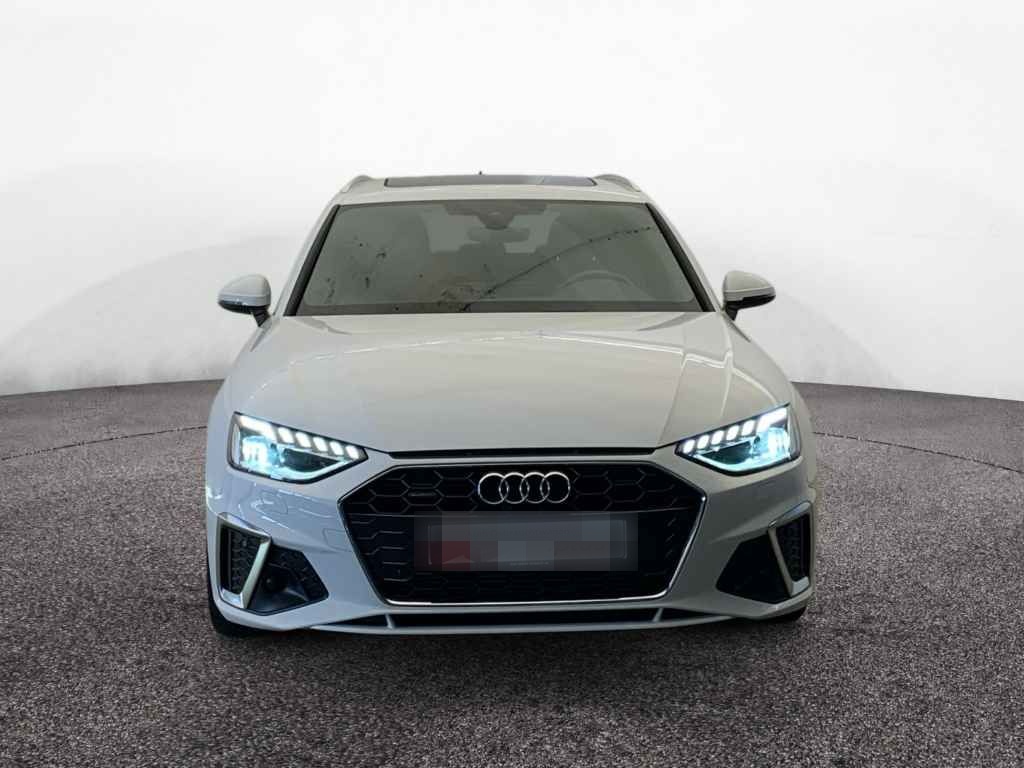 Audi A4 Avant 45 TFSI qua 2x S line *AHK*PANO*MATRIX* foto 2