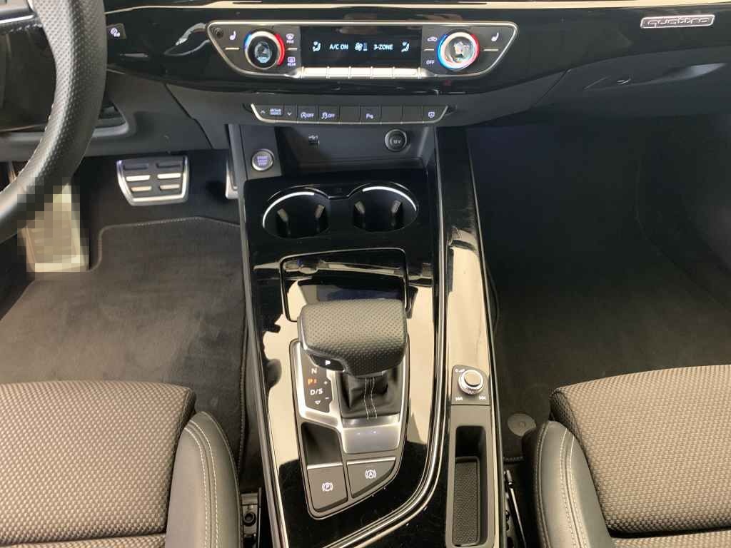 Audi A4 Avant 45 TFSI qua 2x S line *AHK*PANO*MATRIX* foto 13