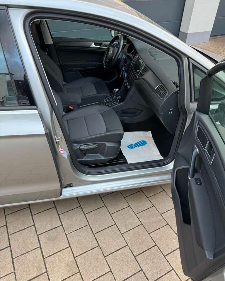 Volkswagen Golf Sportsvan Comfort SH AHK Kamera Automatic foto 13