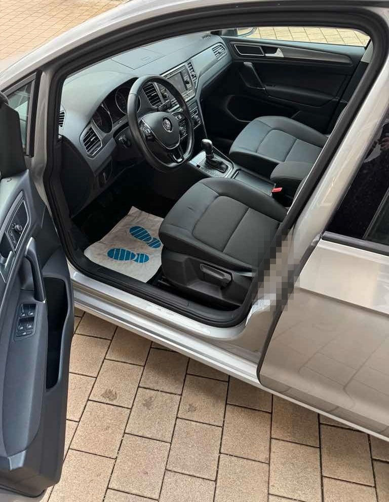 Volkswagen Golf Sportsvan Comfort SH AHK Kamera Automatic foto 7