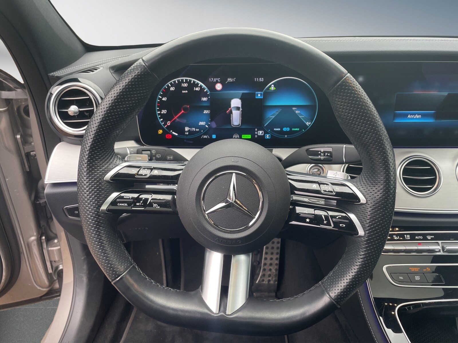 Mercedes-Benz E 220 dT 4M AMG DISTRONIC*PANORAMA*SITZKLIMA*etc foto 11