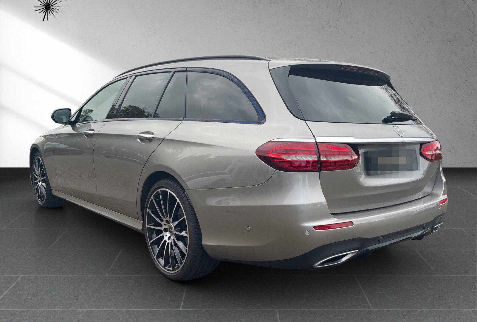 Mercedes-Benz E 220 dT 4M AMG DISTRONIC*PANORAMA*SITZKLIMA*etc foto 4