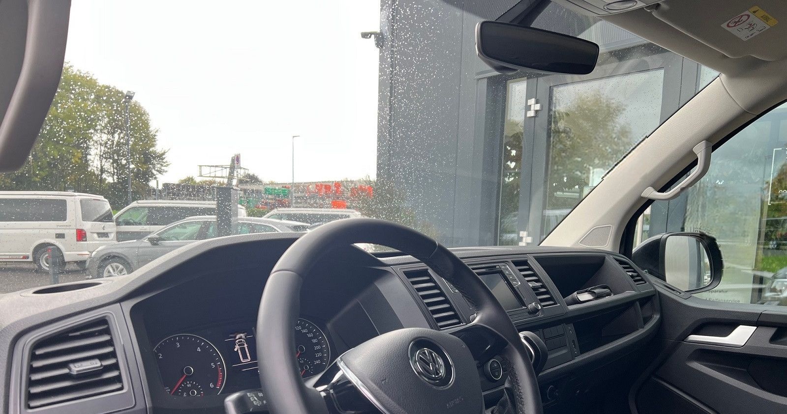 Volkswagen T6 Caravelle Comfortline 2,0 DSG NAVI 8-SITZER foto 4