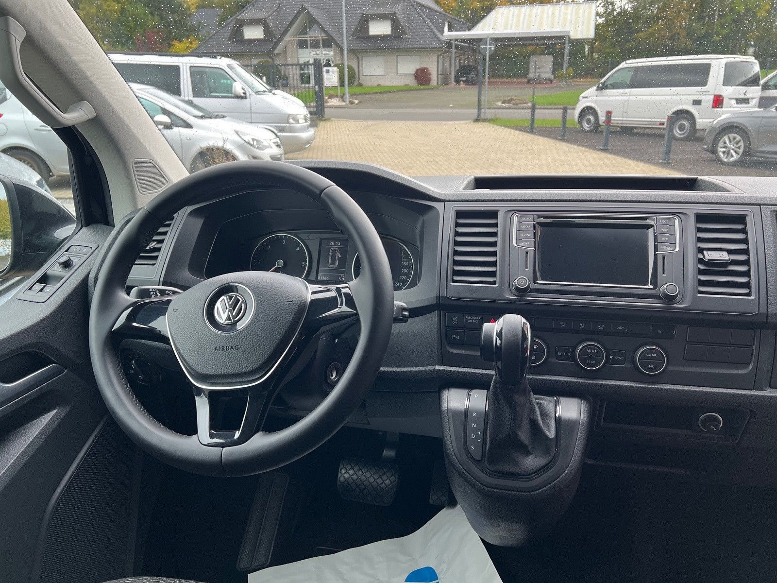 Volkswagen T6 Caravelle Comfortline 2,0 DSG NAVI 8-SITZER foto 5