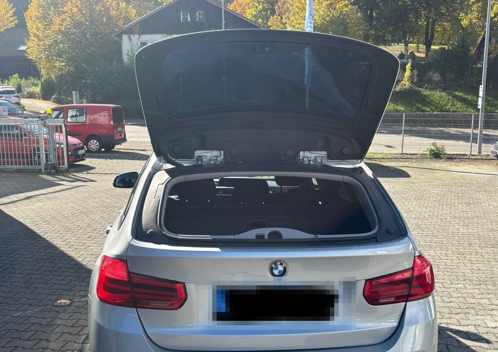 BMW 320d Touring Sport Line Automatic Spo... foto 7