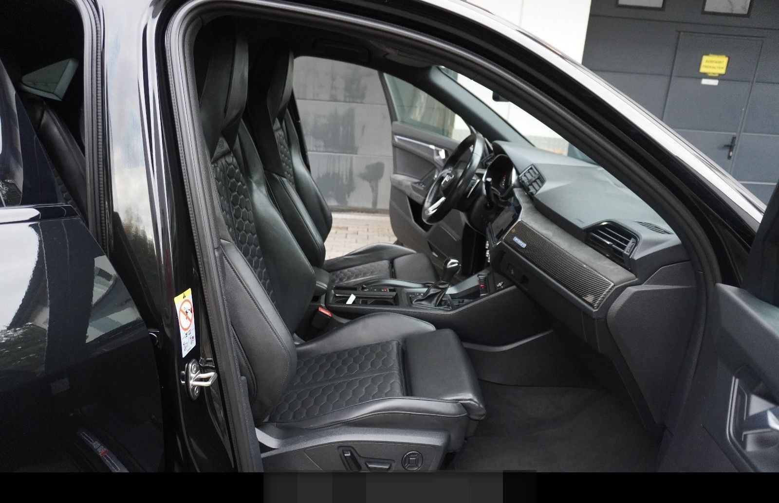 Audi RS Q3 Sportback 2.5 TFSI Quattro LEDER+NAVI+AHK foto 16