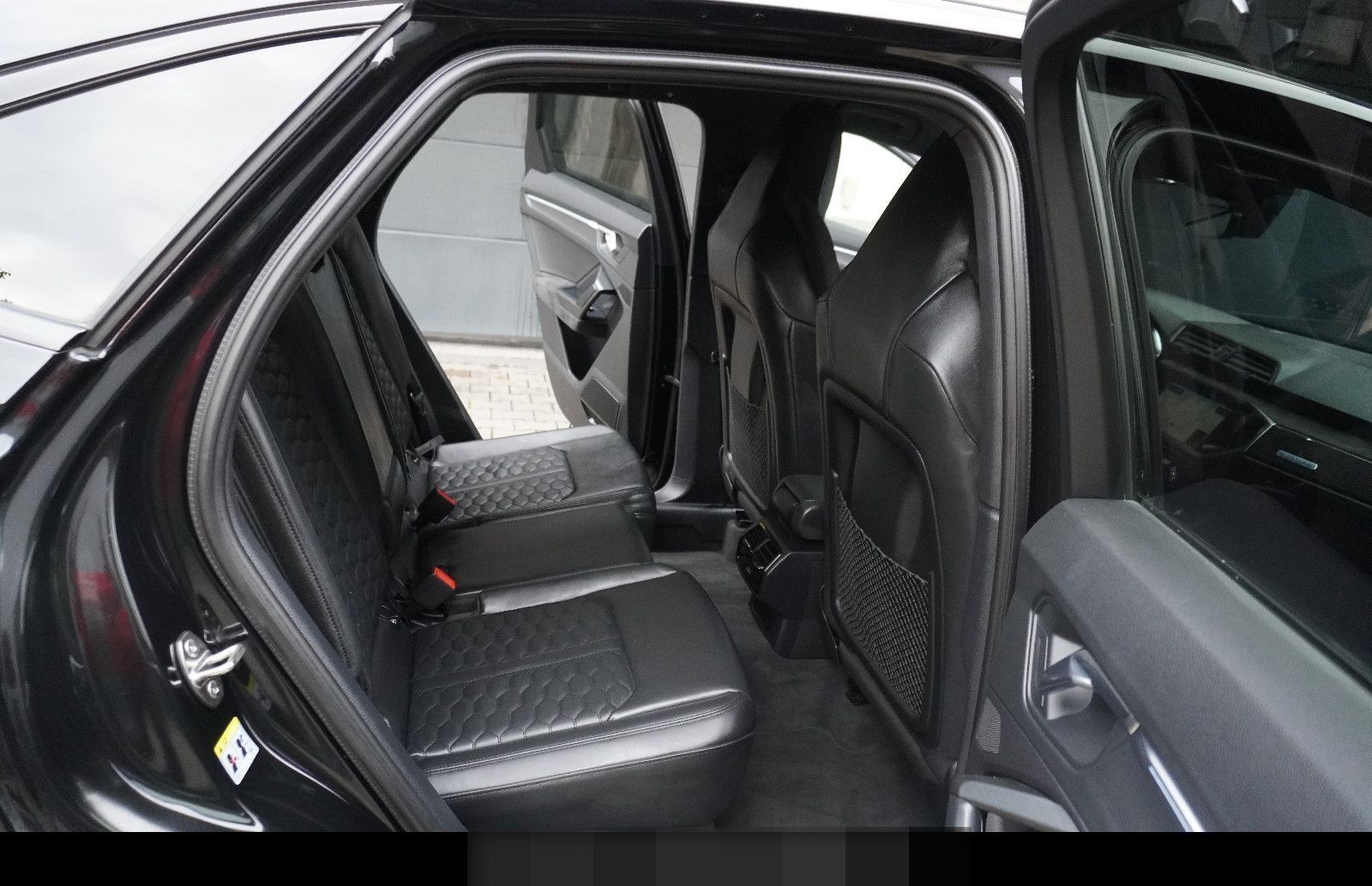 Audi RS Q3 Sportback 2.5 TFSI Quattro LEDER+NAVI+AHK foto 17