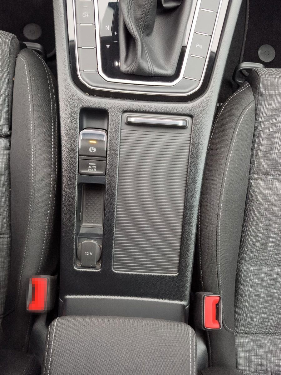 Volkswagen Passat Variant Business/AHK/LED/ACC/RFK foto 20