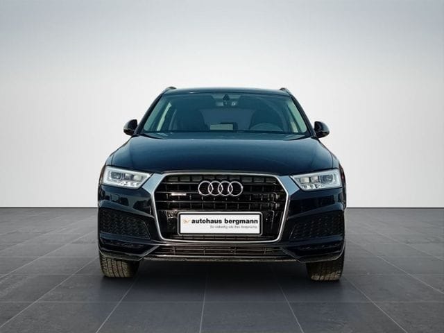 Audi Q3 2.0 TFSI quattro S tronic design foto 2
