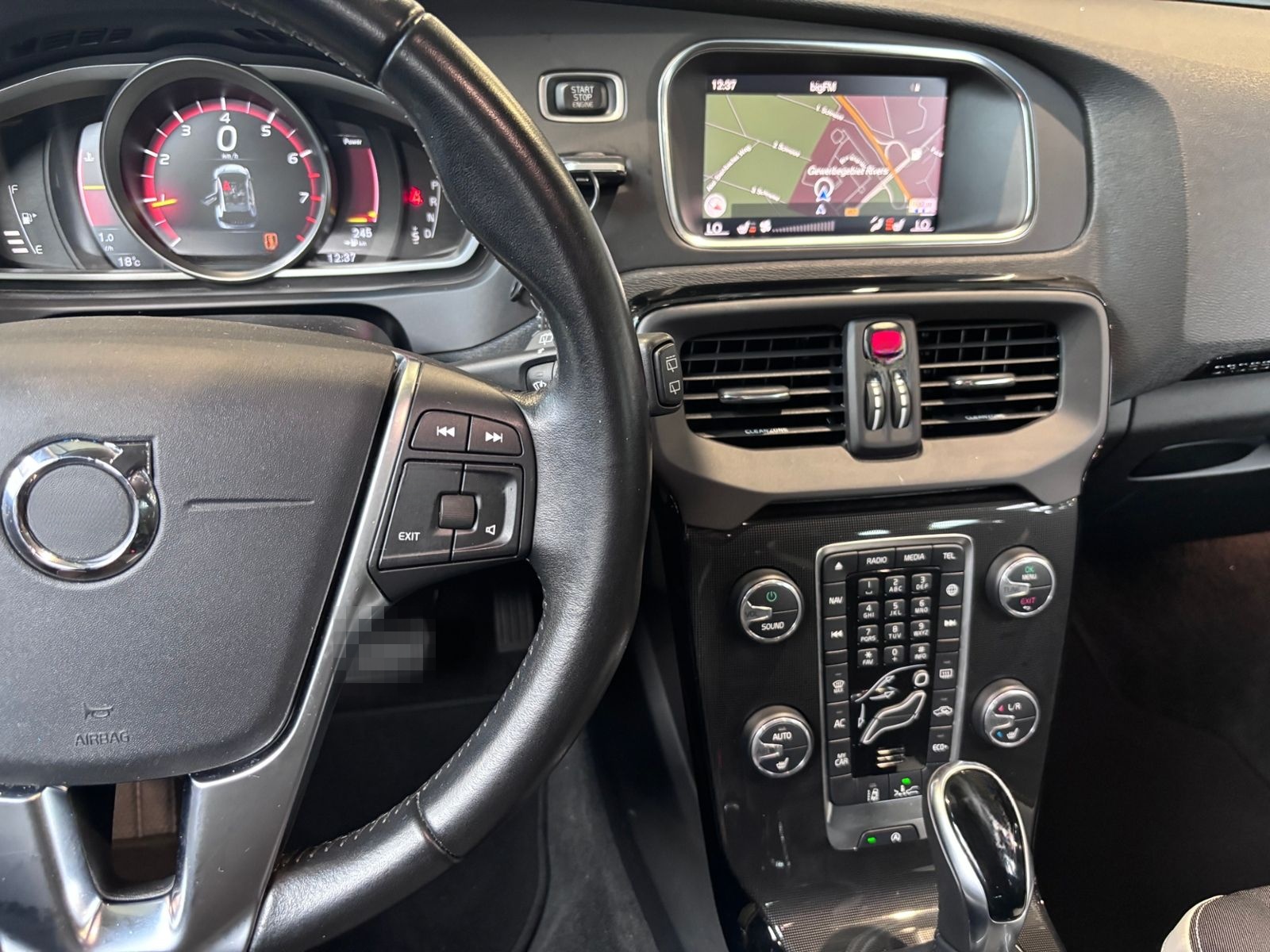 Volvo V40 Cross Country Momentum LED NAVI ALU foto 15