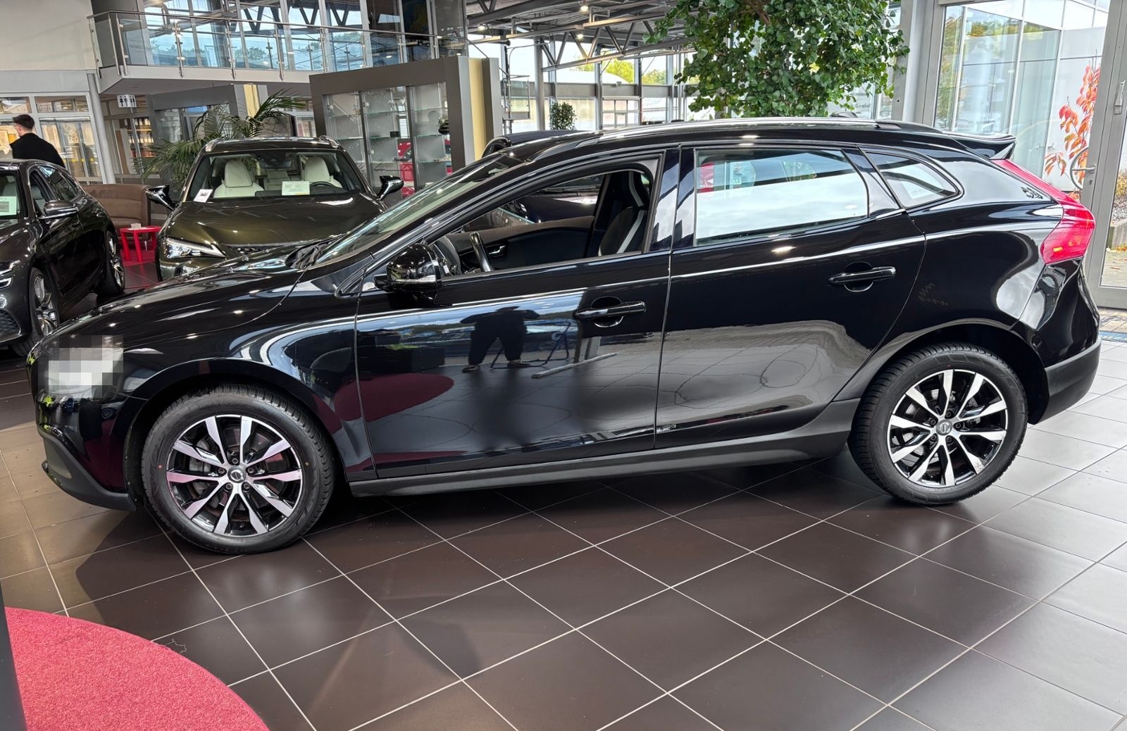 Volvo V40 Cross Country Momentum LED NAVI ALU foto 4