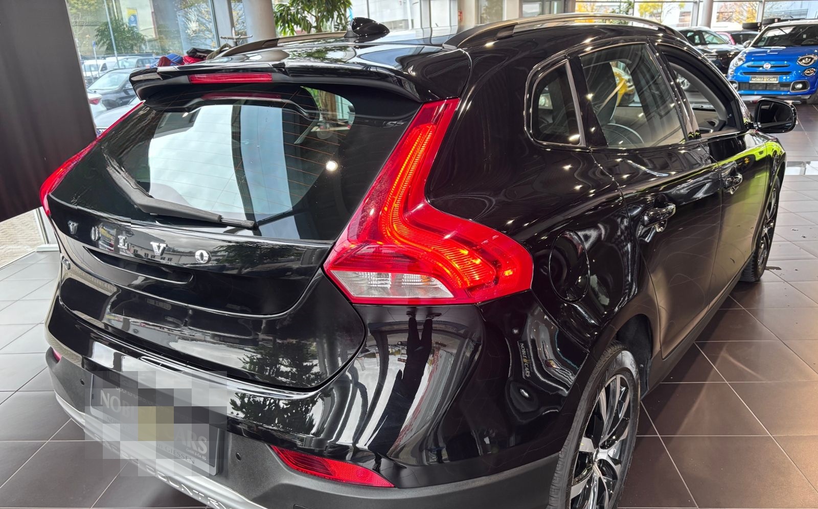 Volvo V40 Cross Country Momentum LED NAVI ALU foto 7