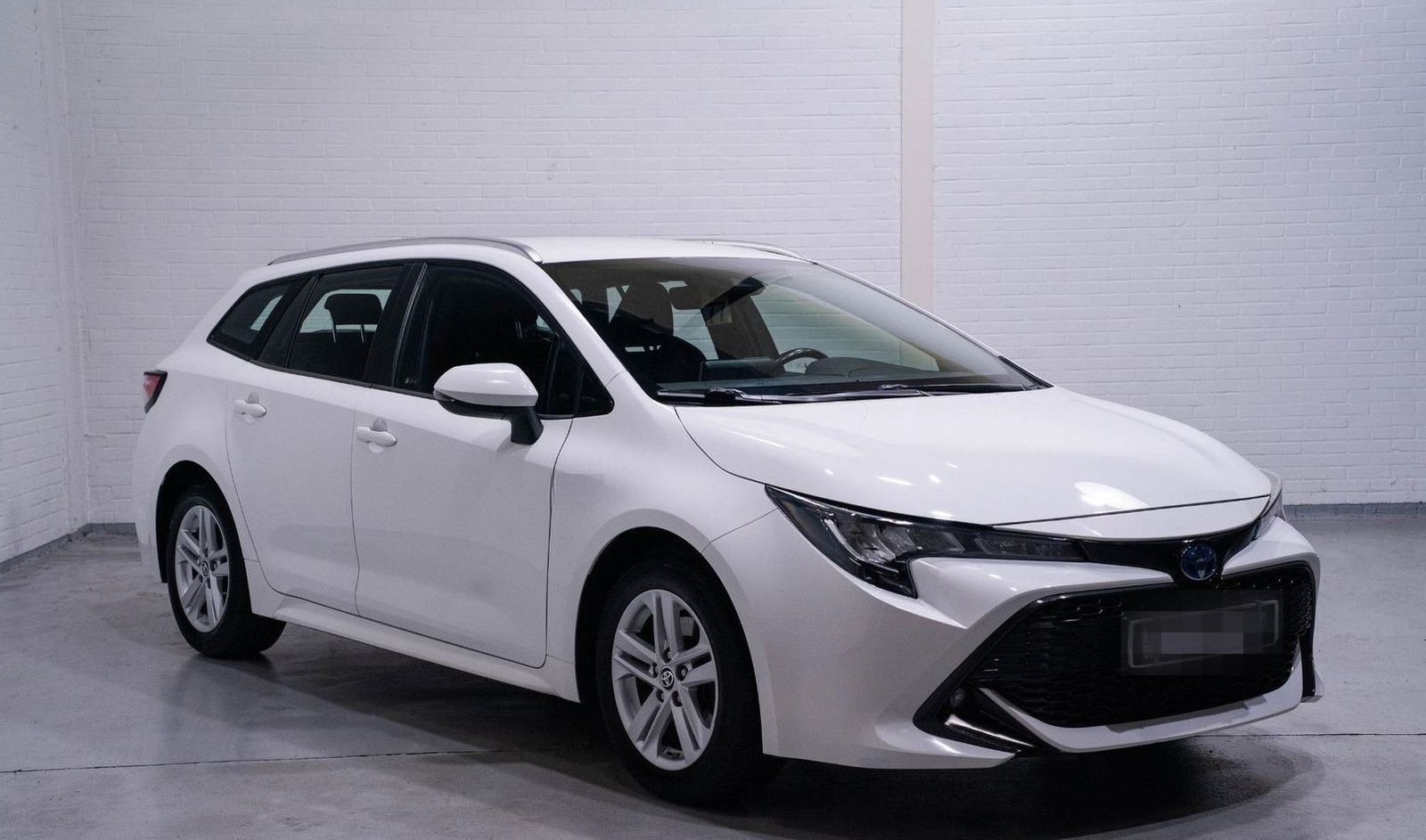Toyota Corolla Touring Sports 2.0 Hybrid Dynamic navi p foto 3