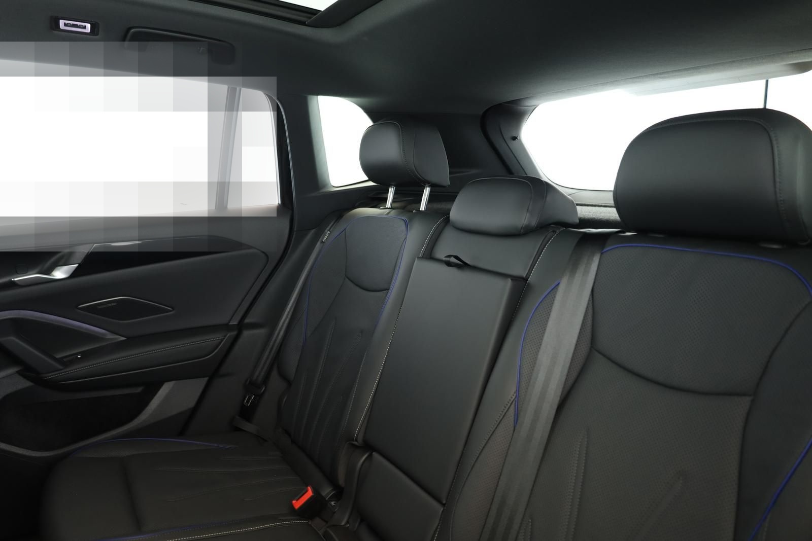 Volkswagen Tiguan 2.0 TDI 4M DSG R-Line Pan HUD HK STHZ 360 foto 22