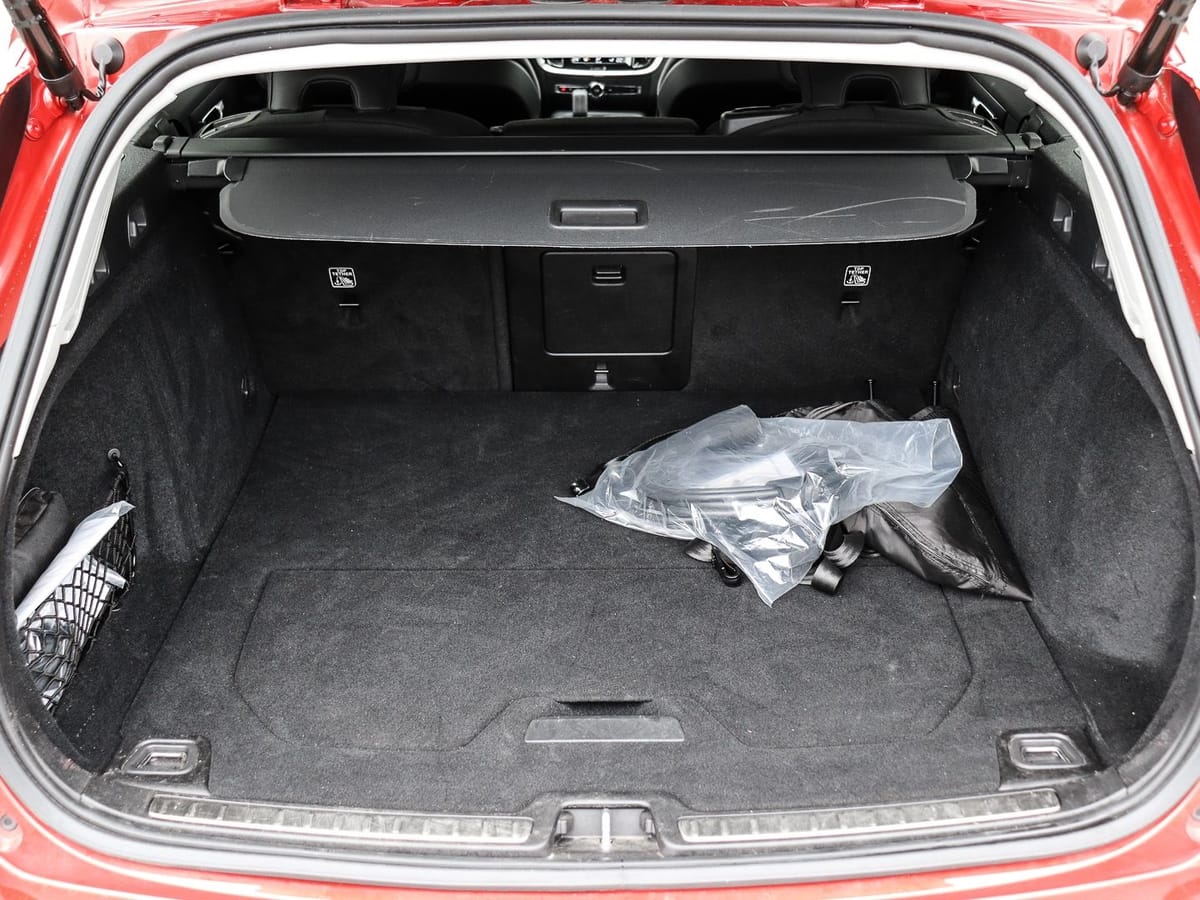 Volvo V60 Kombi Core Recharge Plug-In Hybrid AWD T6 Tw foto 15