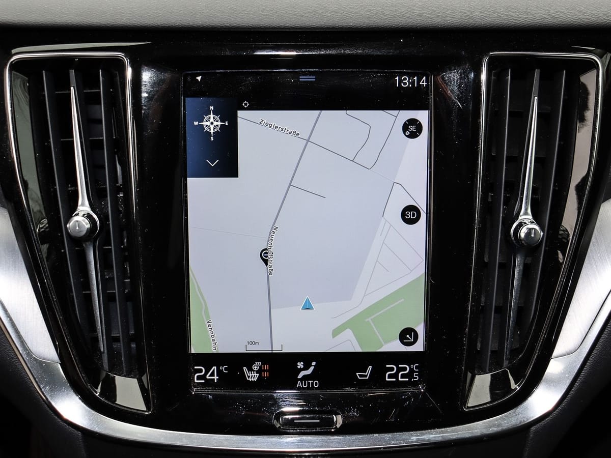 Volvo V60 Kombi Core Recharge Plug-In Hybrid AWD T6 Tw foto 8