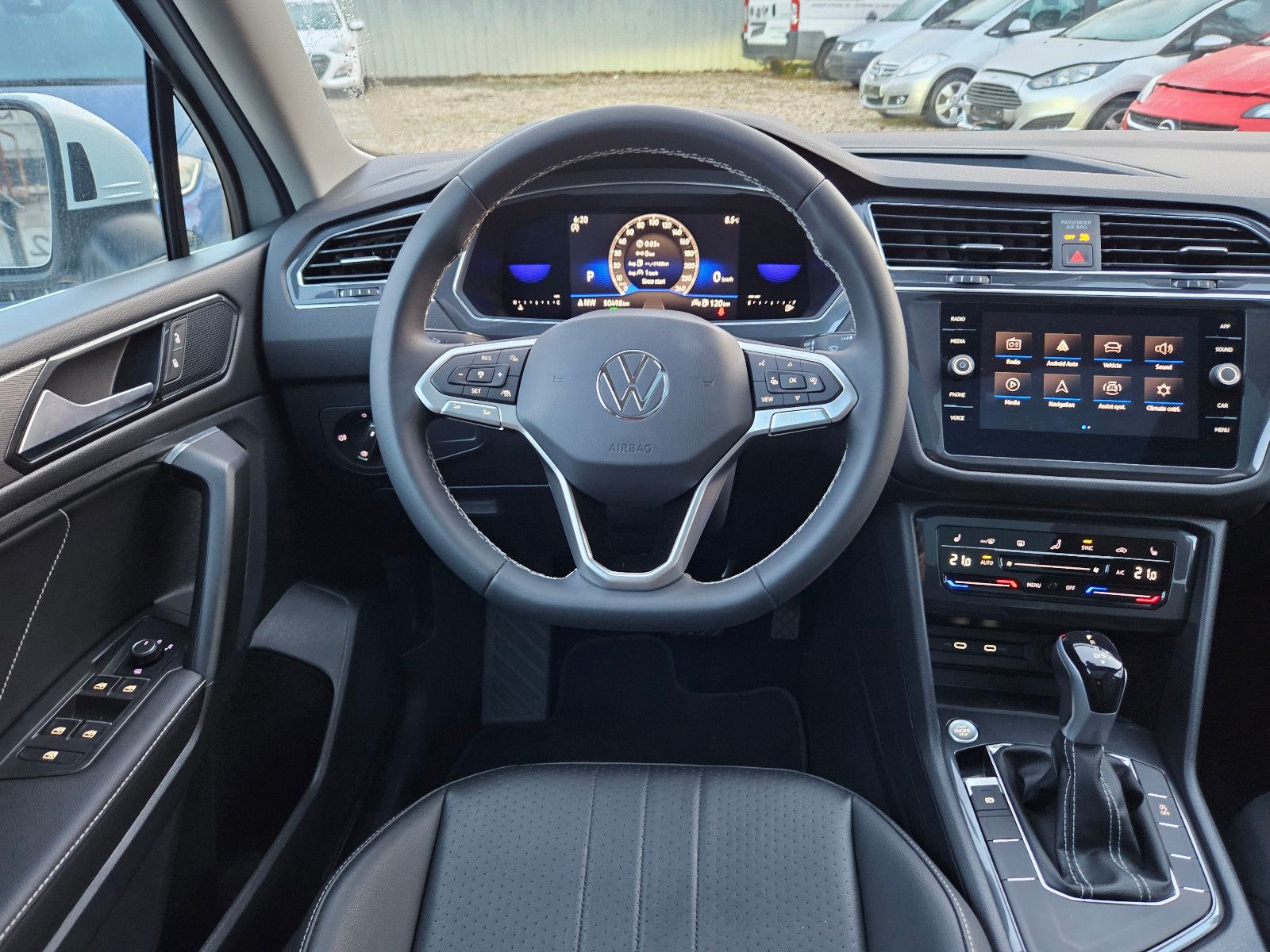 Volkswagen Tiguan Allspace 2.0 TSI Automatik Leder Kamera foto 11
