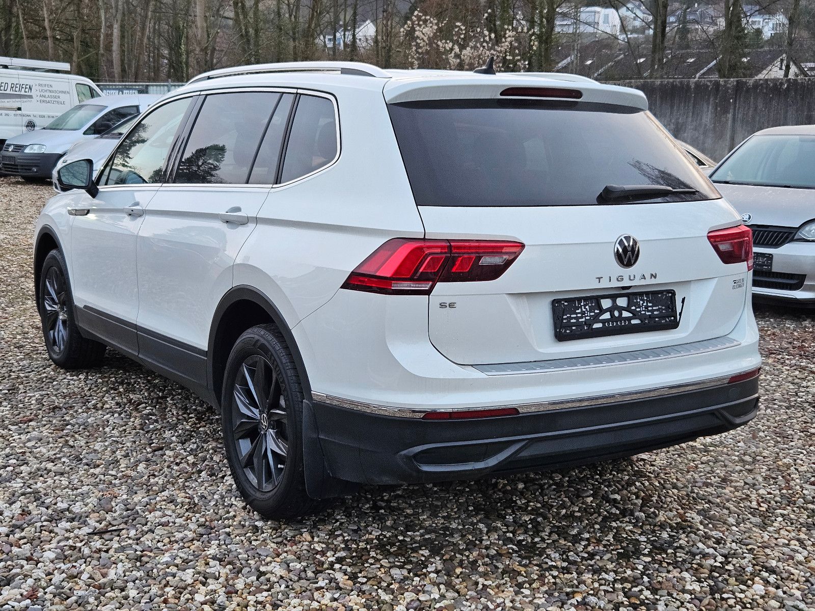 Volkswagen Tiguan Allspace 2.0 TSI Automatik Leder Kamera foto 8