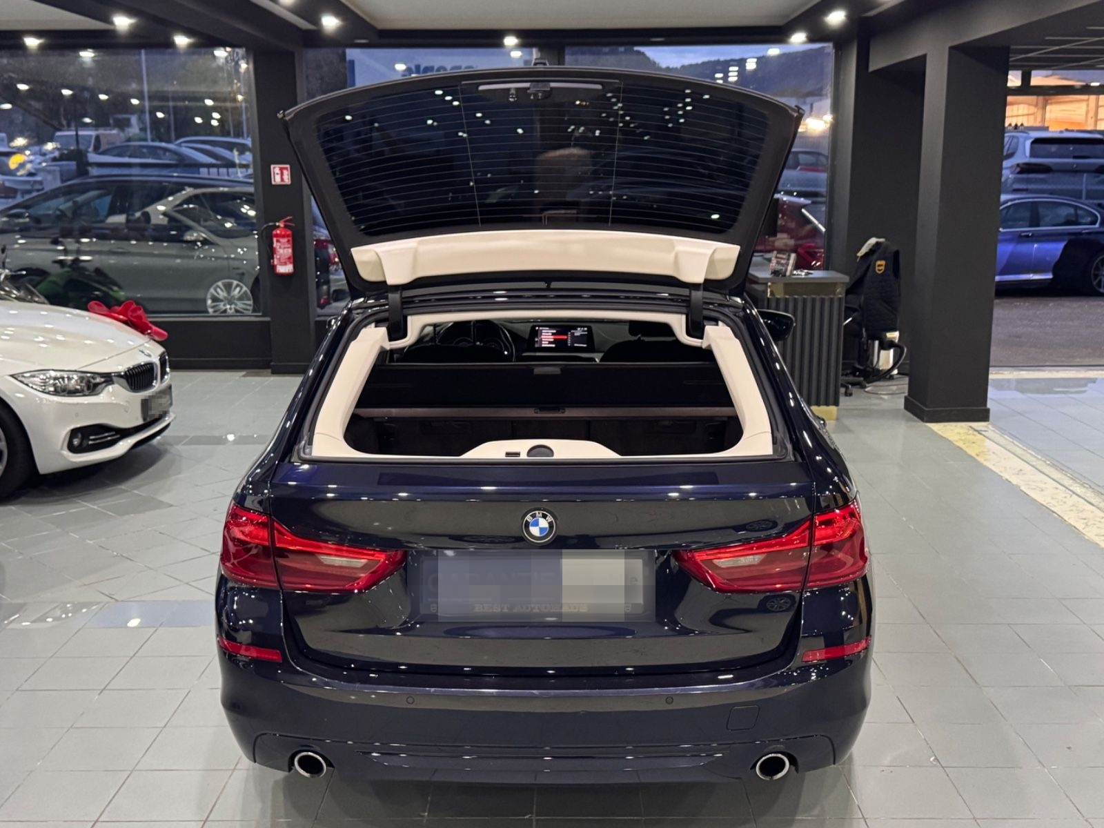 BMW 520d G31 Automatik *KLIMA*PDC*AHK* Touchscreen* foto 16