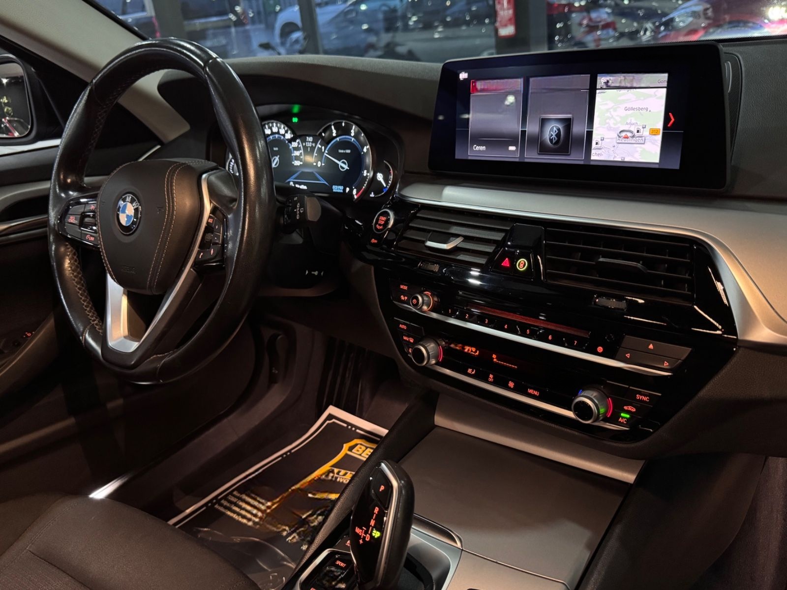 BMW 520d G31 Automatik *KLIMA*PDC*AHK* Touchscreen* foto 9