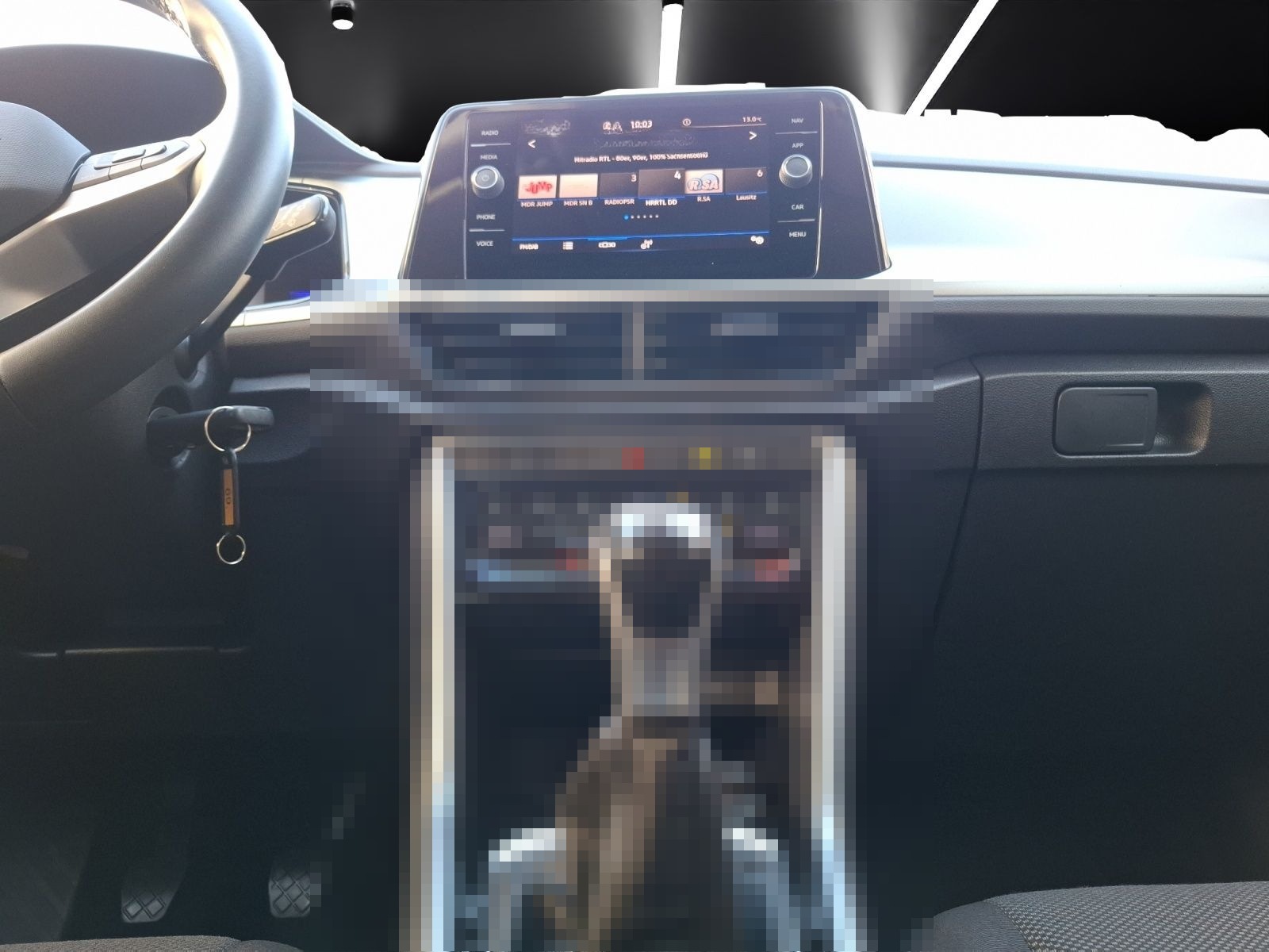Volkswagen T-Roc TSI Life LED Navi AID Park-Assoist SH foto 15