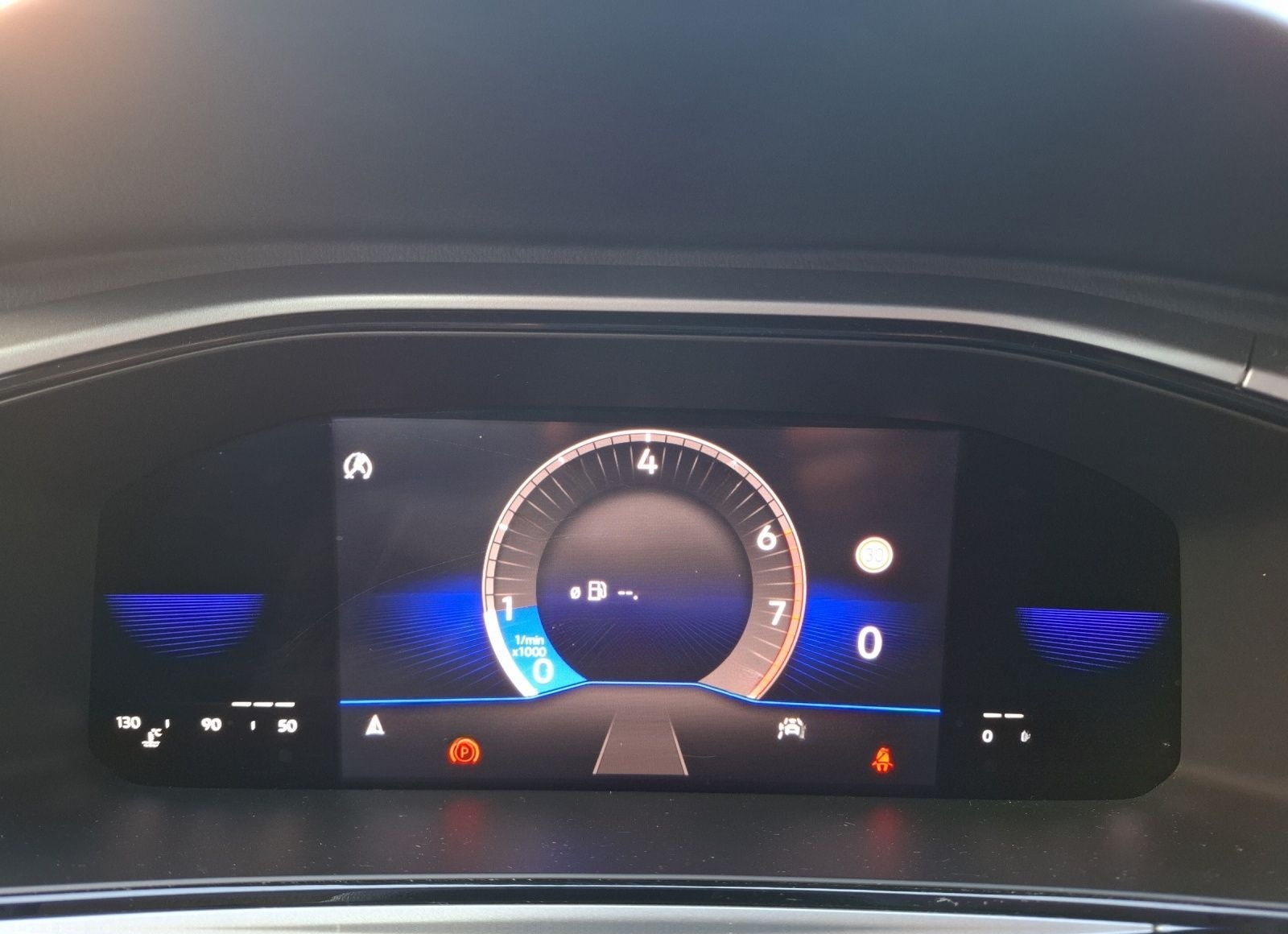 Volkswagen T-Roc TSI Life LED Navi AID Park-Assoist SH foto 18
