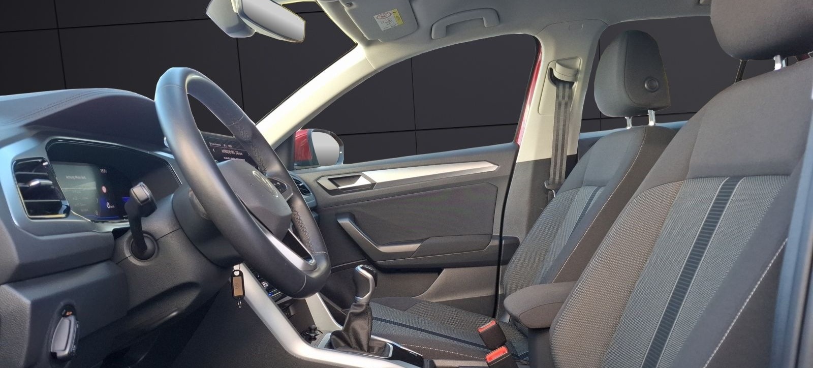 Volkswagen T-Roc TSI Life LED Navi AID Park-Assoist SH foto 10