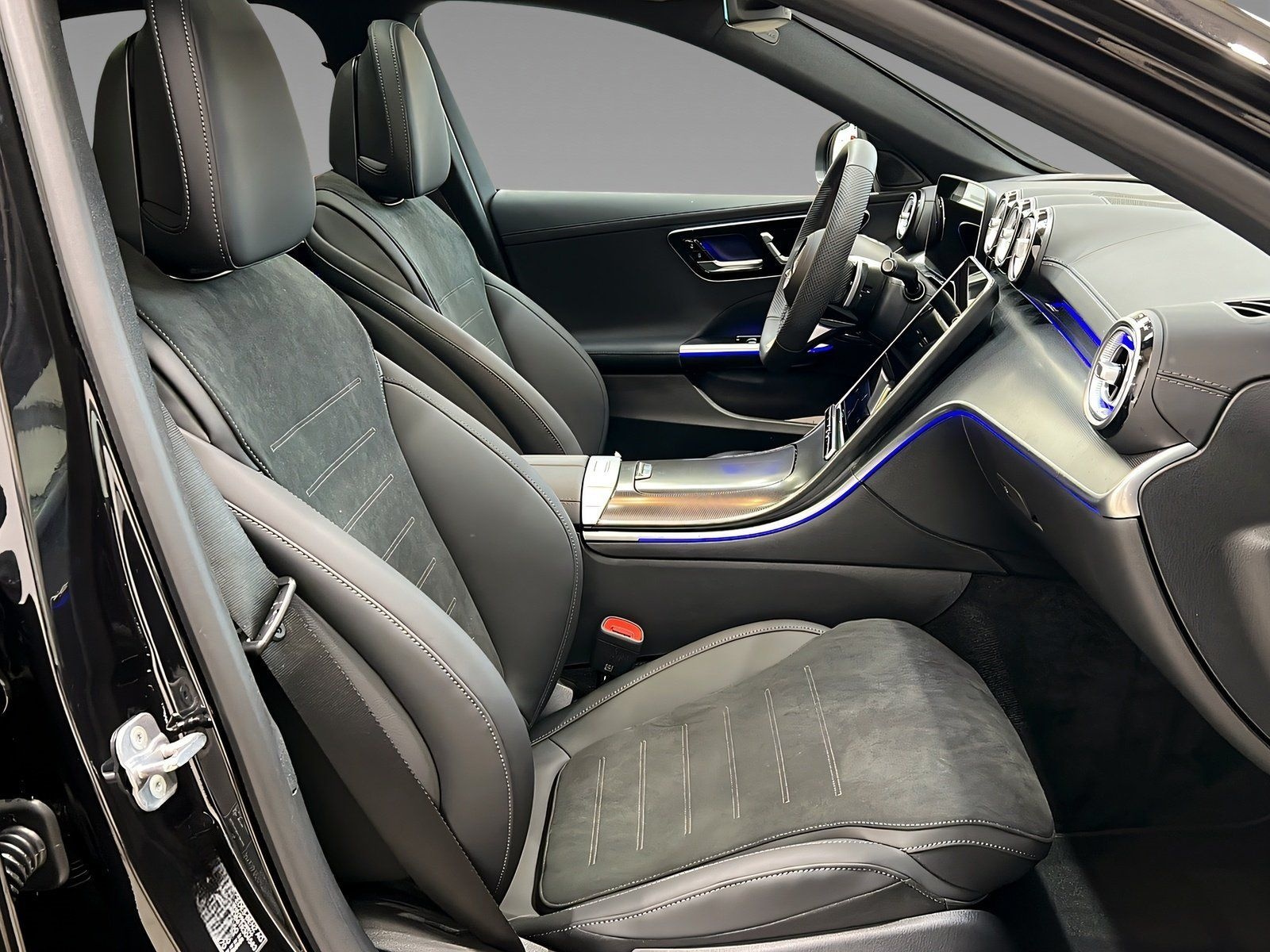 Mercedes-Benz C 200 d AMG+LED+NIGHT+Pano+Memo+Ambi+TotW+360° foto 14