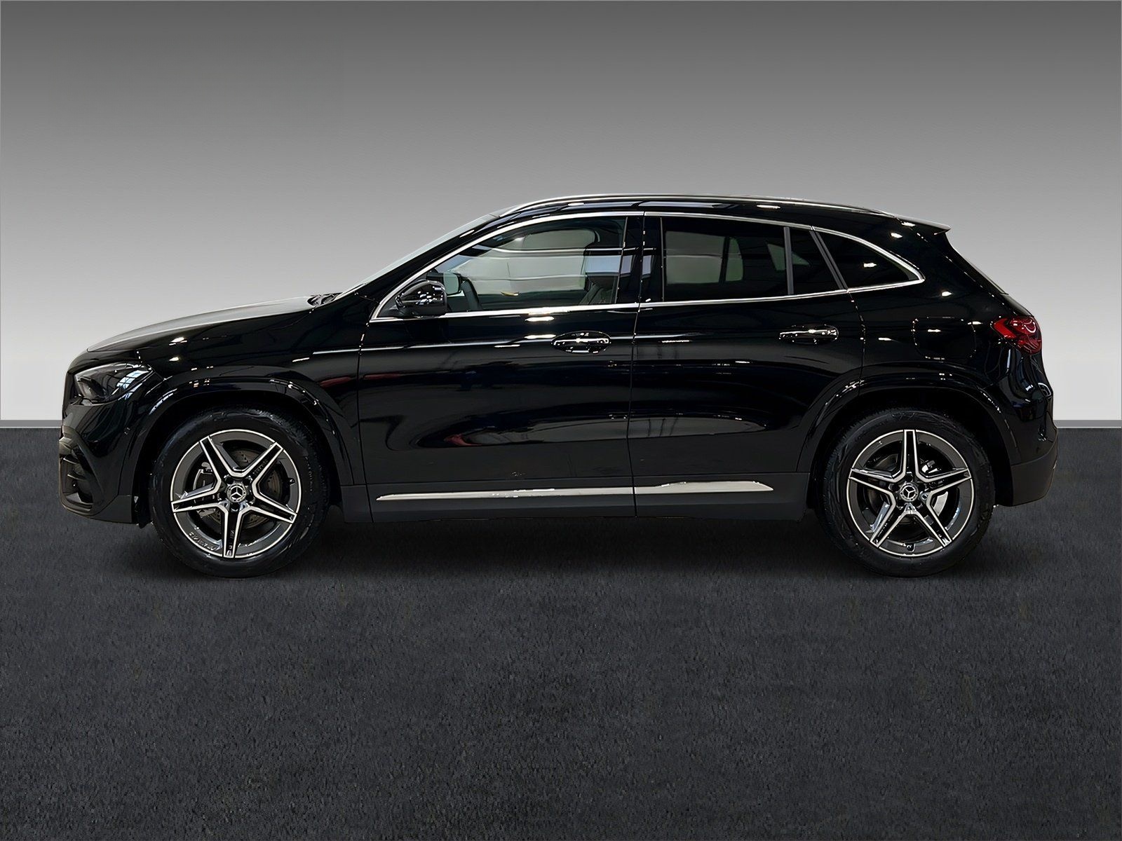Mercedes-Benz GLA 200 AMG+LED+Ambi+Carplay+TotW+AHK+19"+360° foto 4