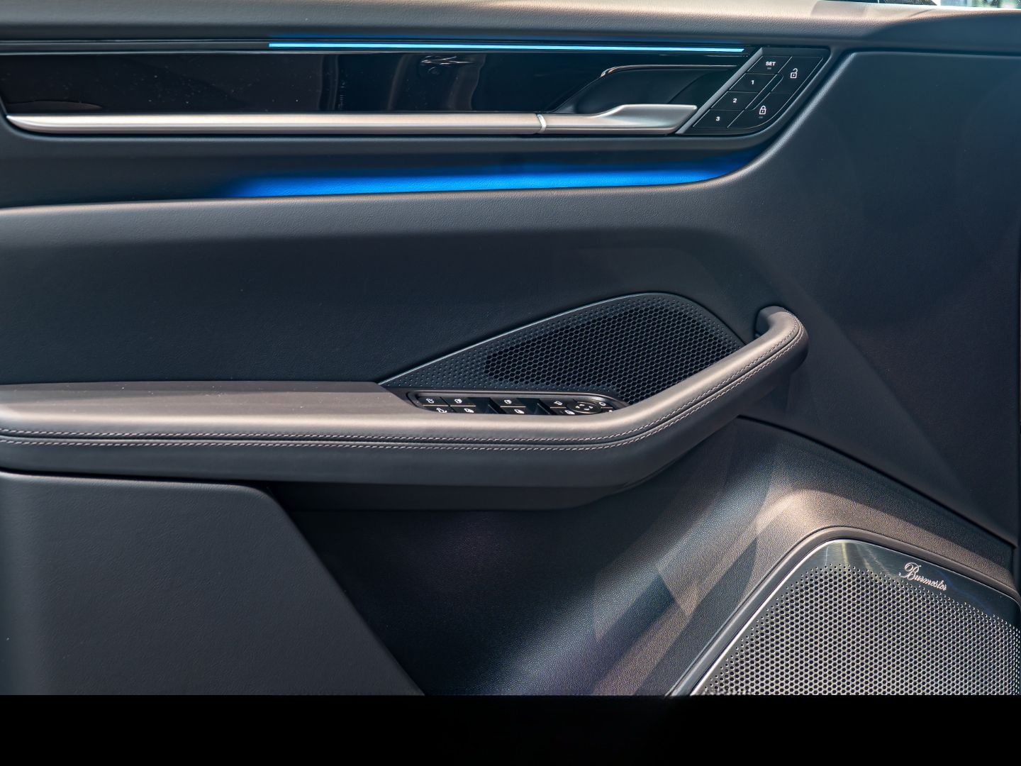 Porsche Macan 4 FnW-Goldbronze Burmester Matrix Luft foto 16