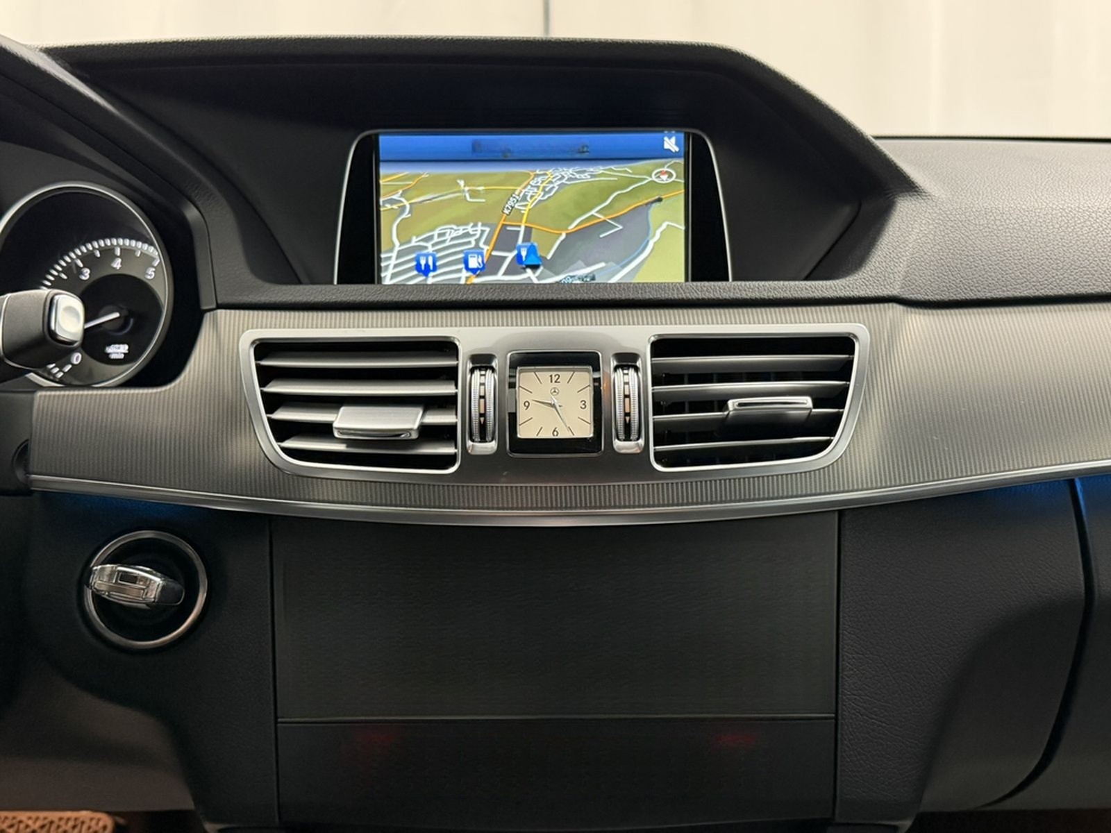 Mercedes-Benz E 200 T CGI BlueEff. Aut. Avantgarde LED 7-Sitze foto 21