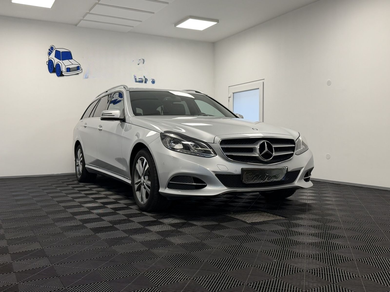 Mercedes-Benz E 200 T CGI BlueEff. Aut. Avantgarde LED 7-Sitze foto 30