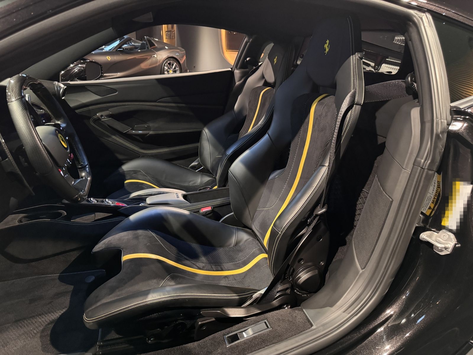 Ferrari F8 Tributo BRD*u-frei*Carbon*Lift*Racing Seats foto 12