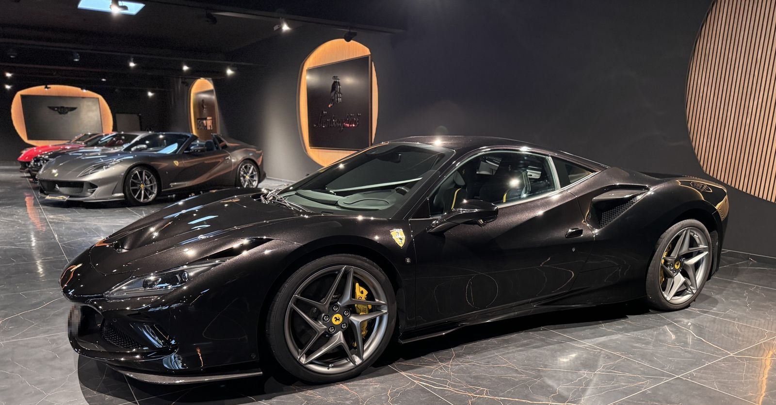 Ferrari F8 Tributo BRD*u-frei*Carbon*Lift*Racing Seats foto 8