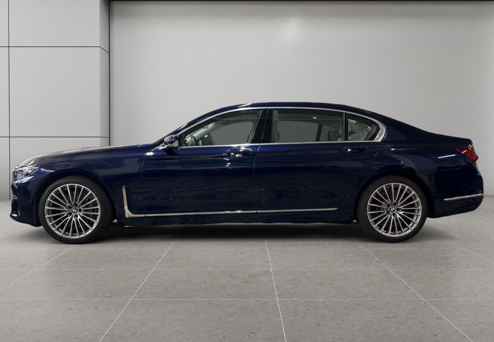 BMW 750i xDrive Aut., Inspektion Neu + Tüv Neu foto 5