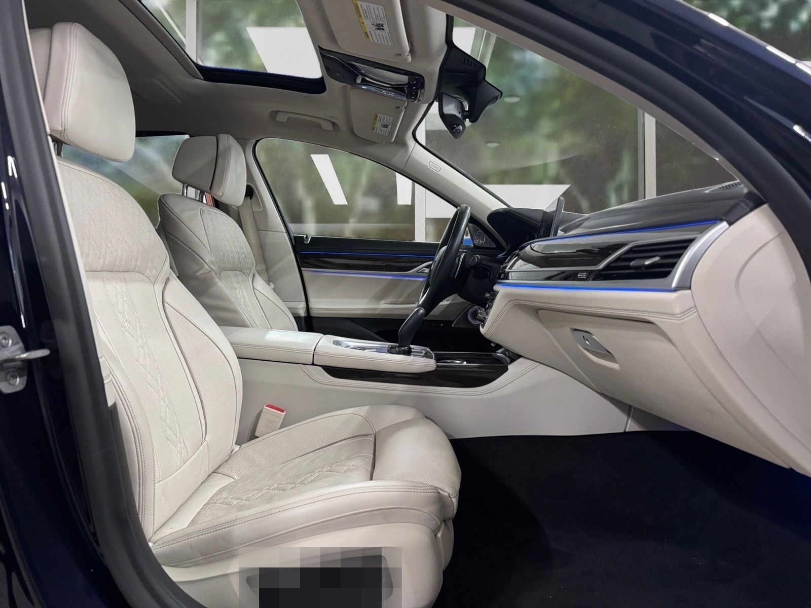 BMW 750i xDrive Aut., Inspektion Neu + Tüv Neu foto 7