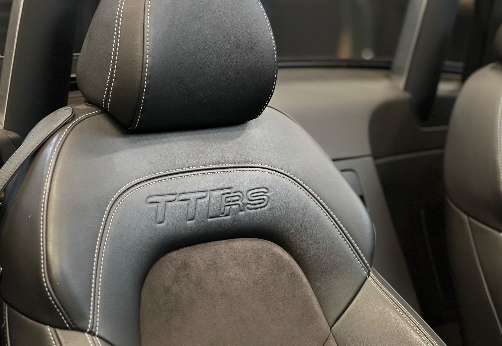 Audi TT Roadster 2.0 TFSI S-Line #Bi-Xenon #Alcantara foto 17