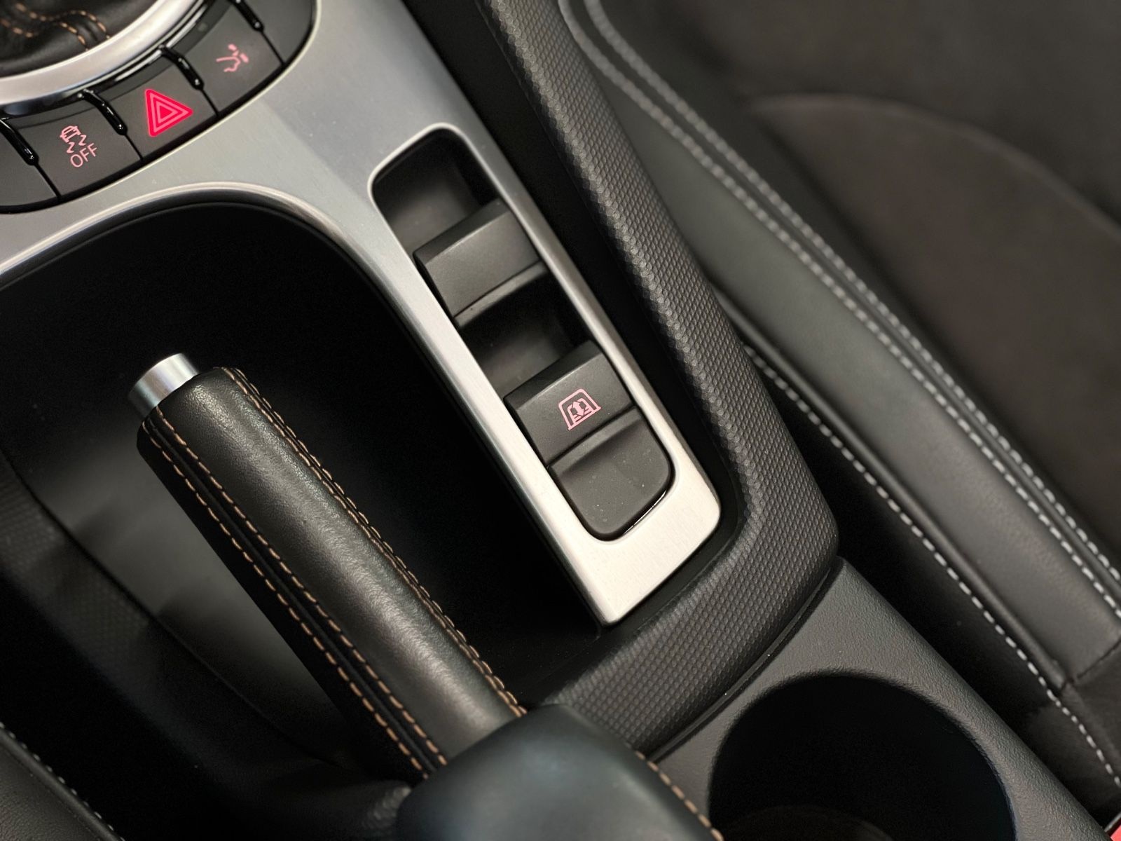 Audi TT Roadster 2.0 TFSI S-Line #Bi-Xenon #Alcantara foto 25