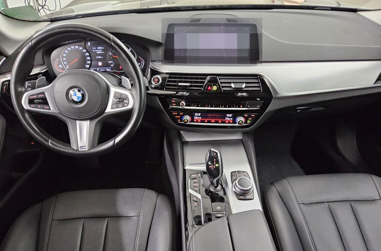 BMW 520dA Touring Leder Navi LED LC+ Pano 360° foto 5