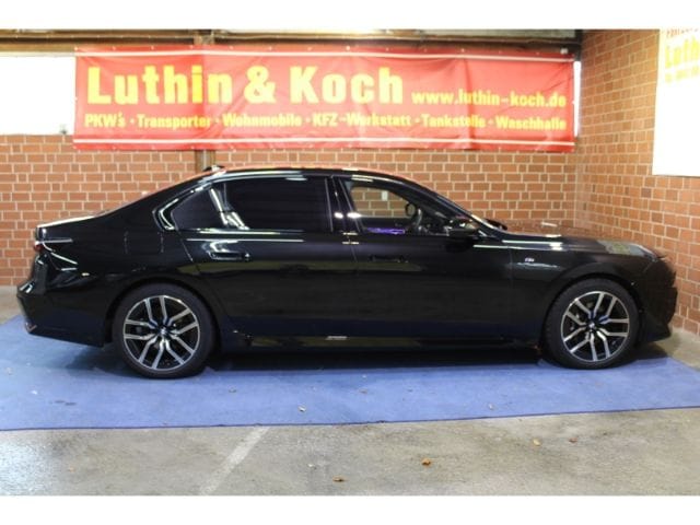 BMW 740 d xDrive M Sport Standhz Sky Lounge foto 2