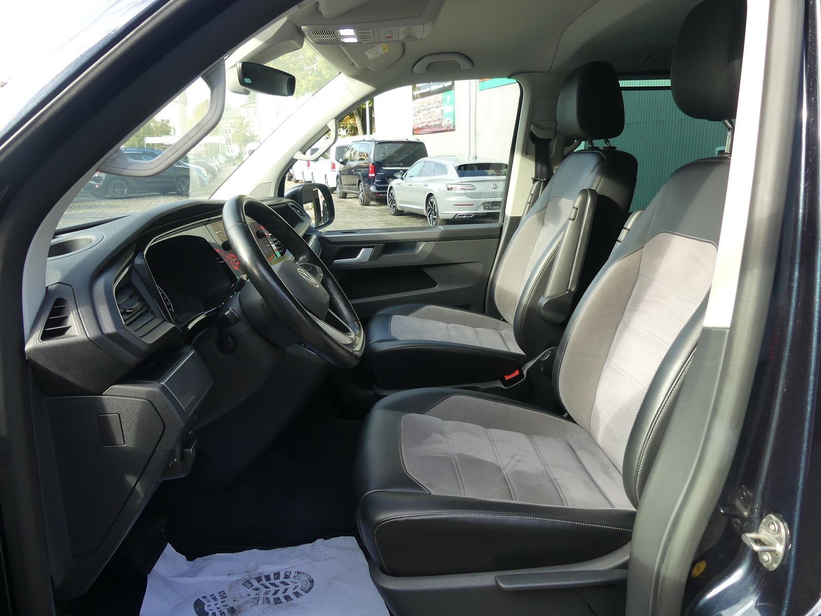 Volkswagen T6.1 Multivan Generation Six LEDER/ACC/NAV/E-TÜR foto 11