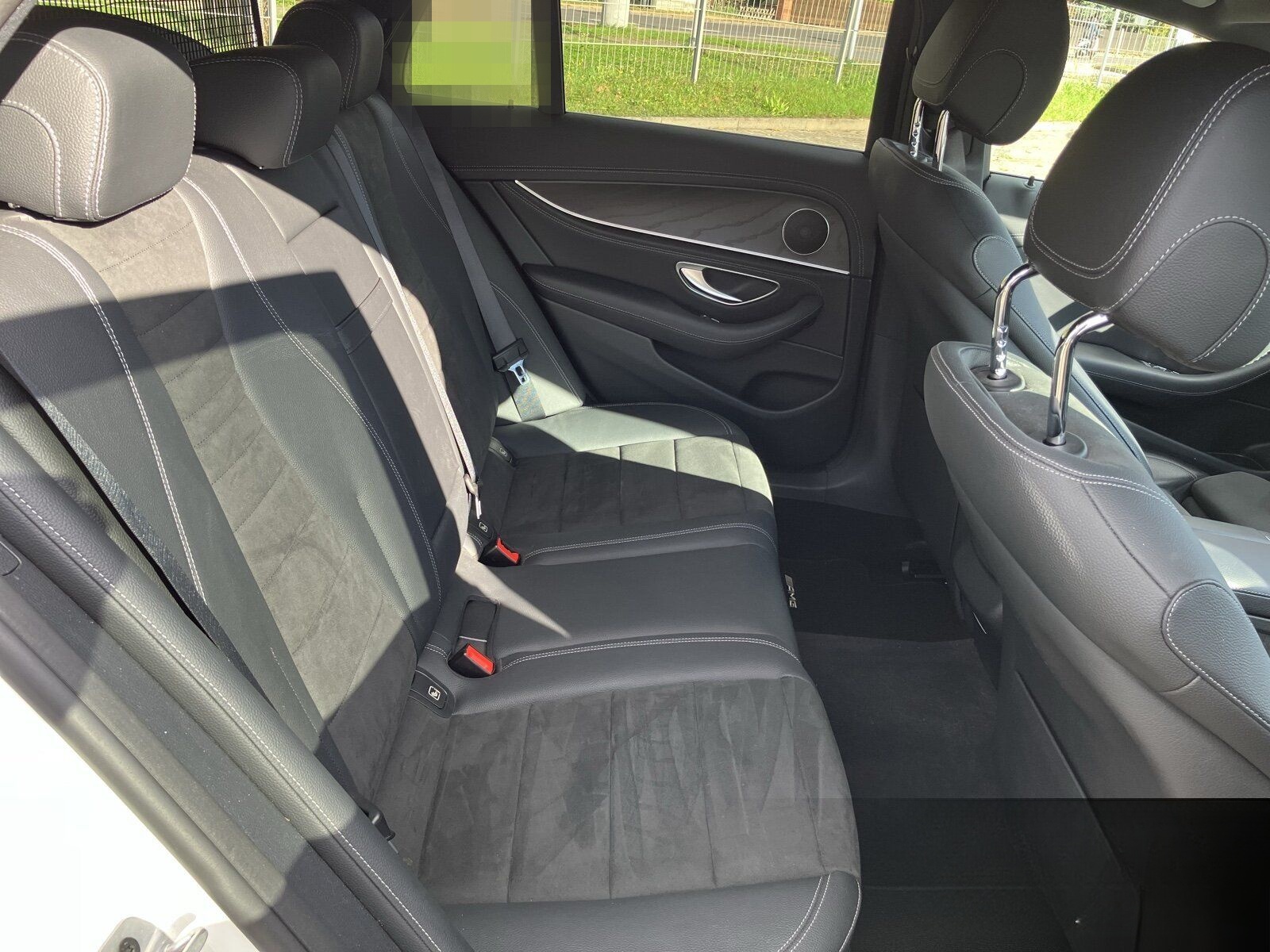 Mercedes-Benz E 300 T-Modell AMG/SHD/AHK/TW/RÜKA/LED foto 5