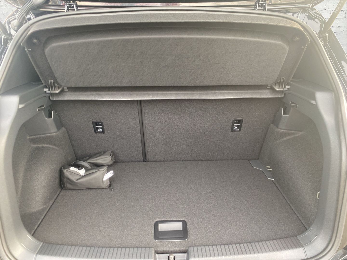 Volkswagen T-Cross R-Line 1.0 l TSI DSG Sportpaket AHK foto 15