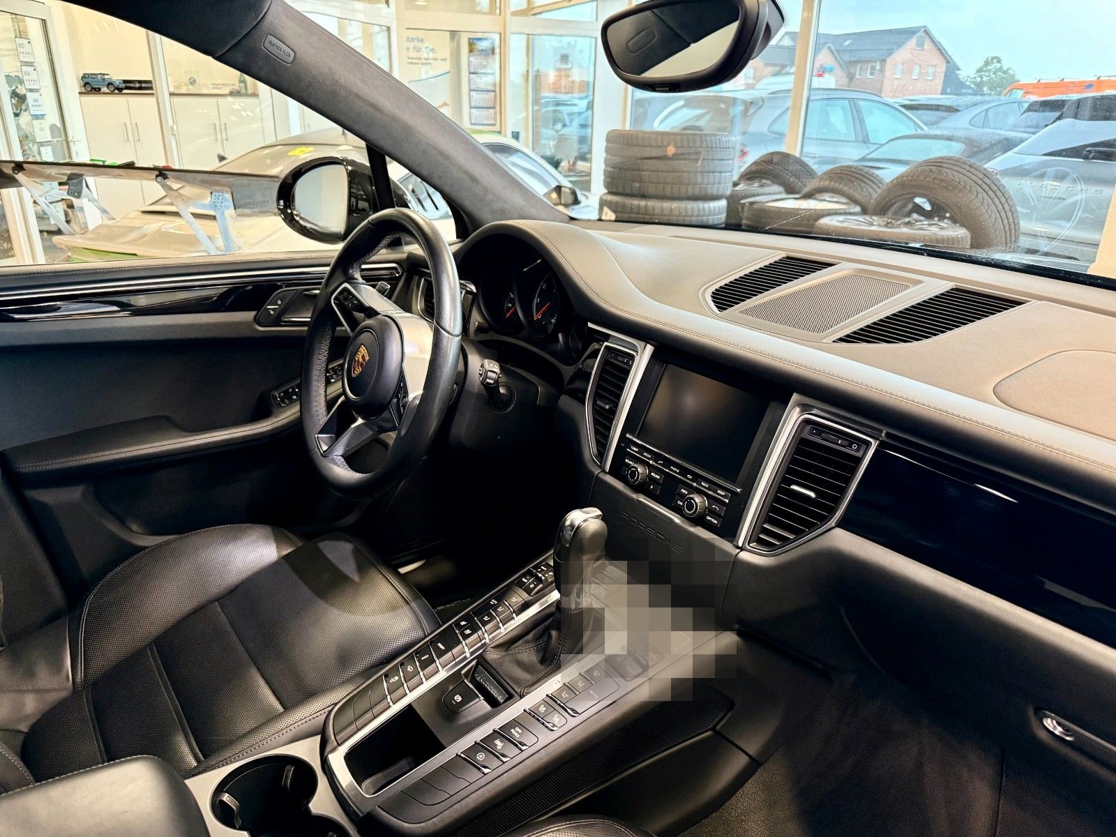 Porsche Macan Turbo Luftfederung/AHK/Keyless/ACC foto 15