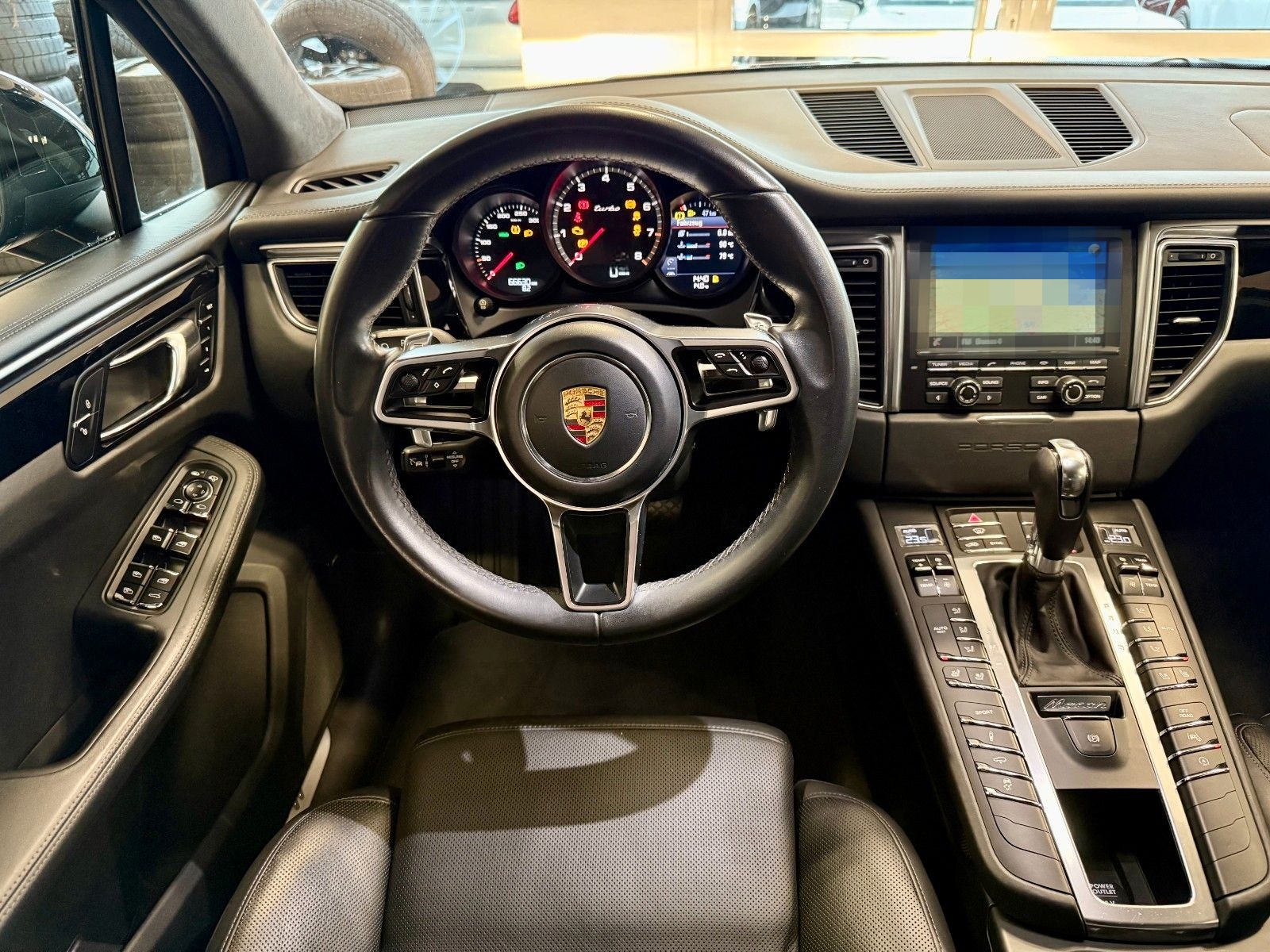 Porsche Macan Turbo Luftfederung/AHK/Keyless/ACC foto 17