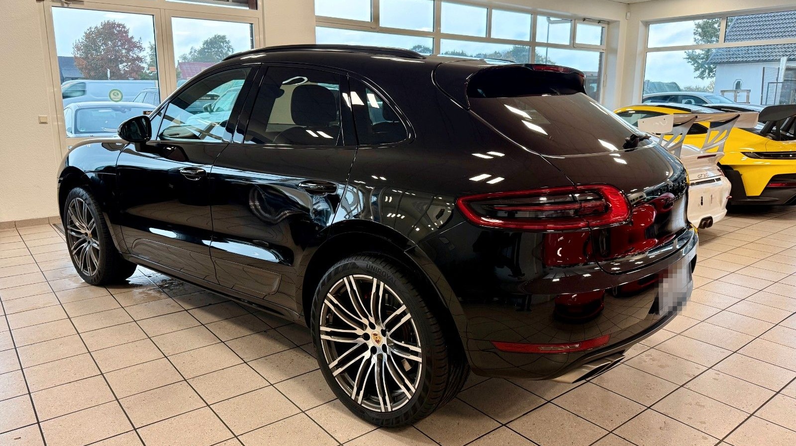 Porsche Macan Turbo Luftfederung/AHK/Keyless/ACC foto 3