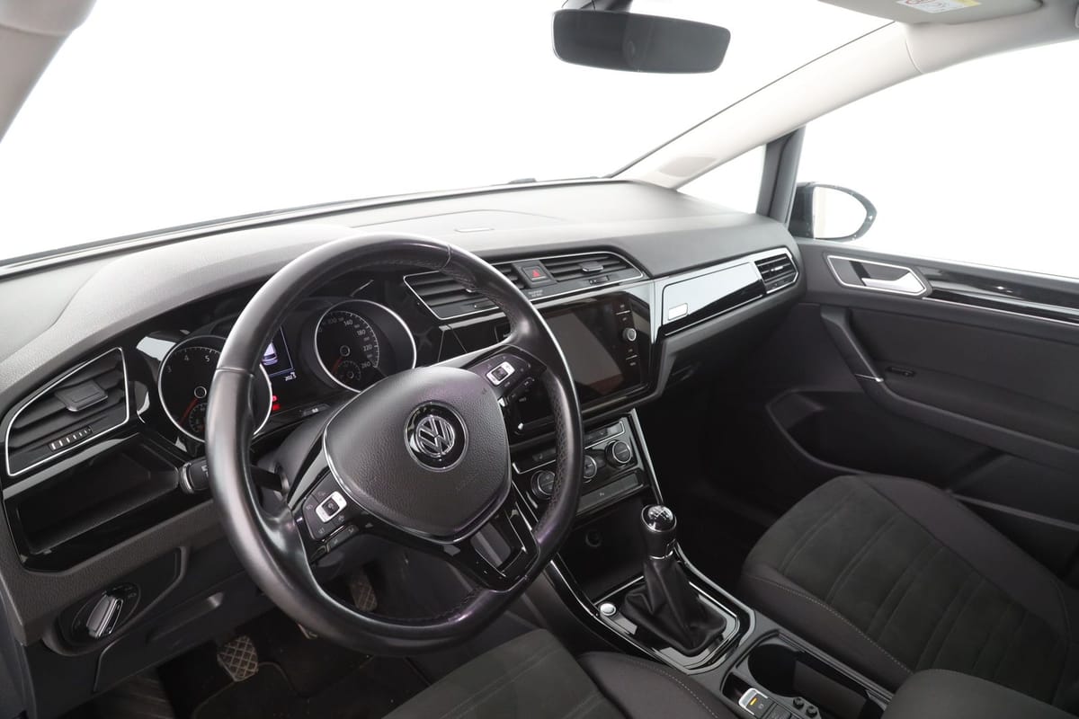 Volkswagen Touran 1.5 TSI R-Line | NAVI | LED | SITZH. | foto 11