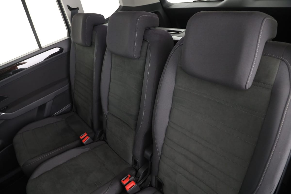 Volkswagen Touran 1.5 TSI R-Line | NAVI | LED | SITZH. | foto 13
